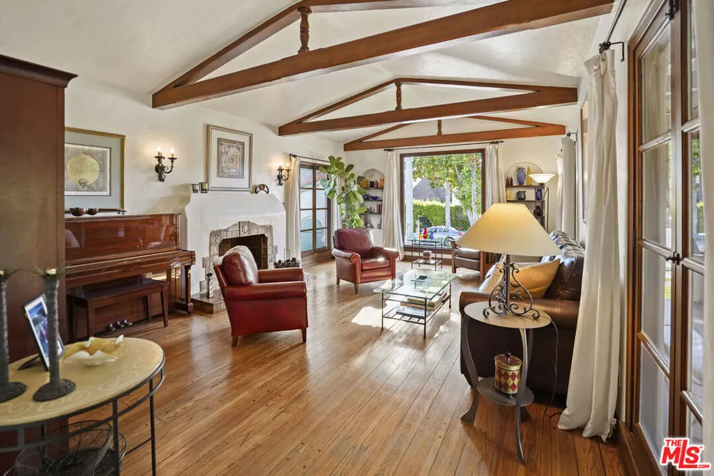 1148 Cordova Avenue, Glendale, California 91207 home-pic-18